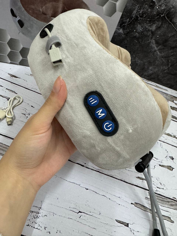 ماساژور گردن و شانه بالش U شکل